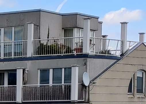 ... etwas schlechter ist als beim Oneplus 8 Pro. (Bild: Tobias K&ouml;ltzsch/Golem.de)